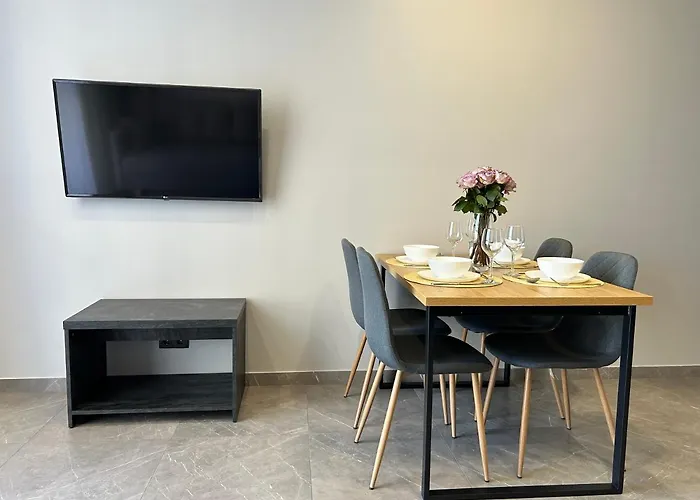 Eavalonrestapartment شقة