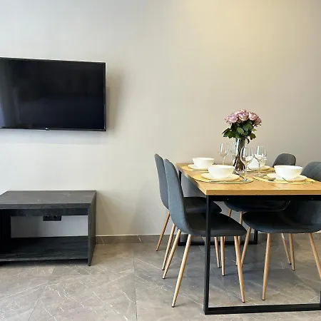 Eavalonrestapartment Apartament